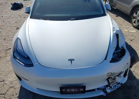 2022 Tesla Model 3 Long Range Dual Motor All-Wheel Drive z USA, uszkodzony, nr VIN 5YJ3E1EB1NF257837